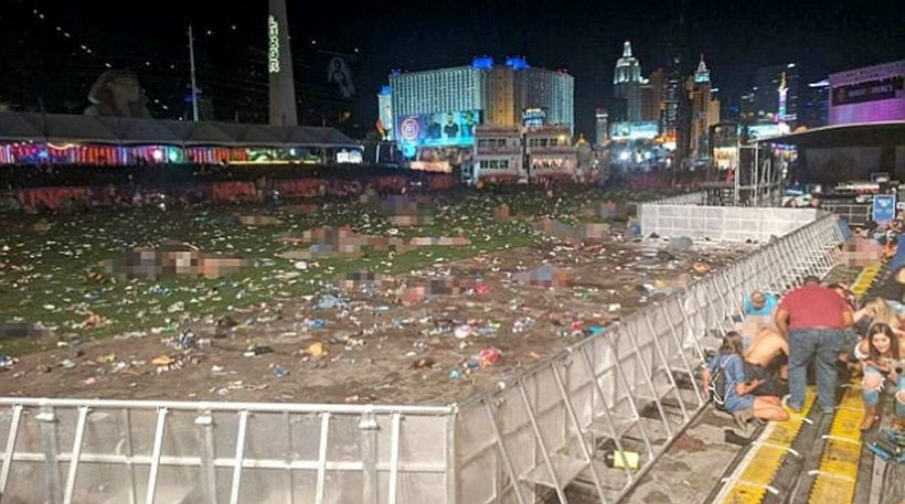 Τρομακτική φωτογραφία από το μακελειό στο Λας Βέγκας: Δεκάδες πτώματα στο χώρο της συναυλίας